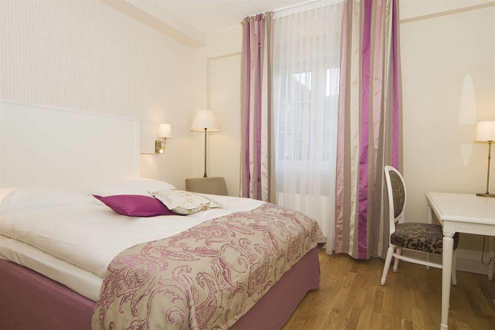 Bardshaug Herregard Hotel ออร์คังเงร์ ภายนอก รูปภาพ